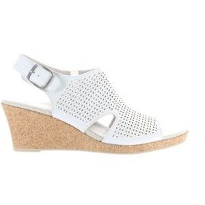 Earth Womens Radiant White Leather Slingbacks Size 9 Medium (B, M)!